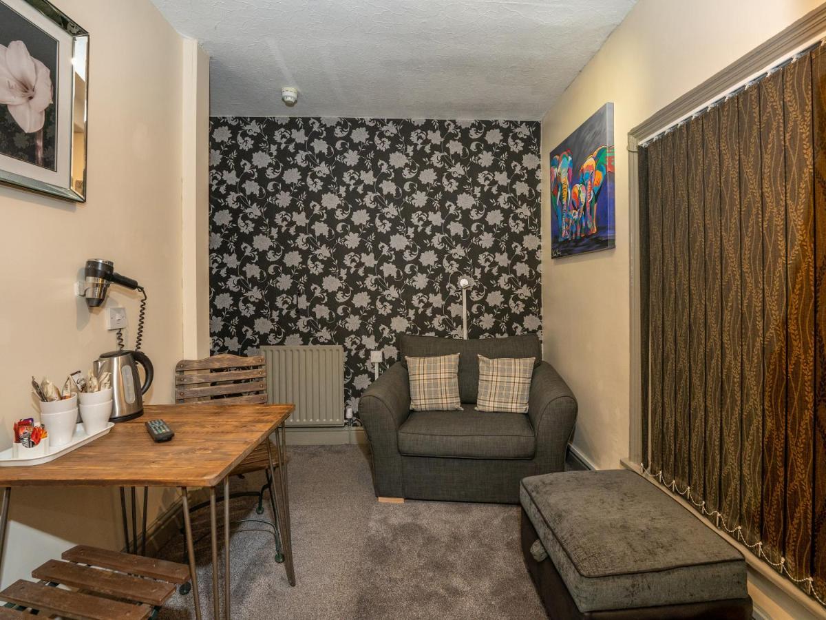 Manor House Bed & Breakfast Blackpool