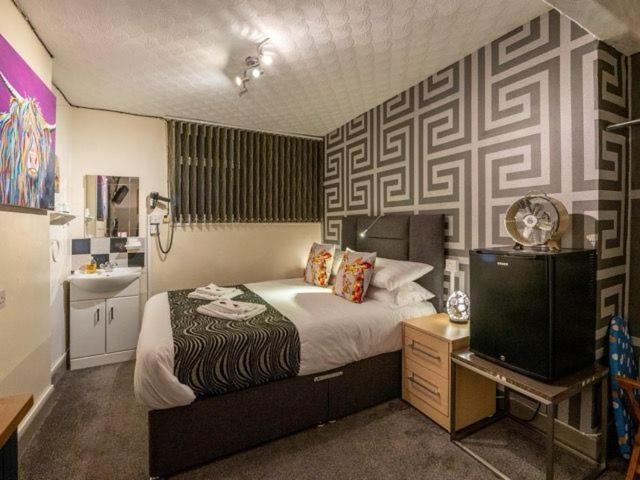 Manor House Bed & Breakfast Blackpool