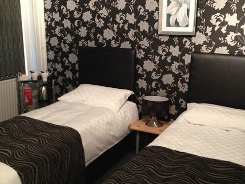 Bed & Breakfast Manor House 3*