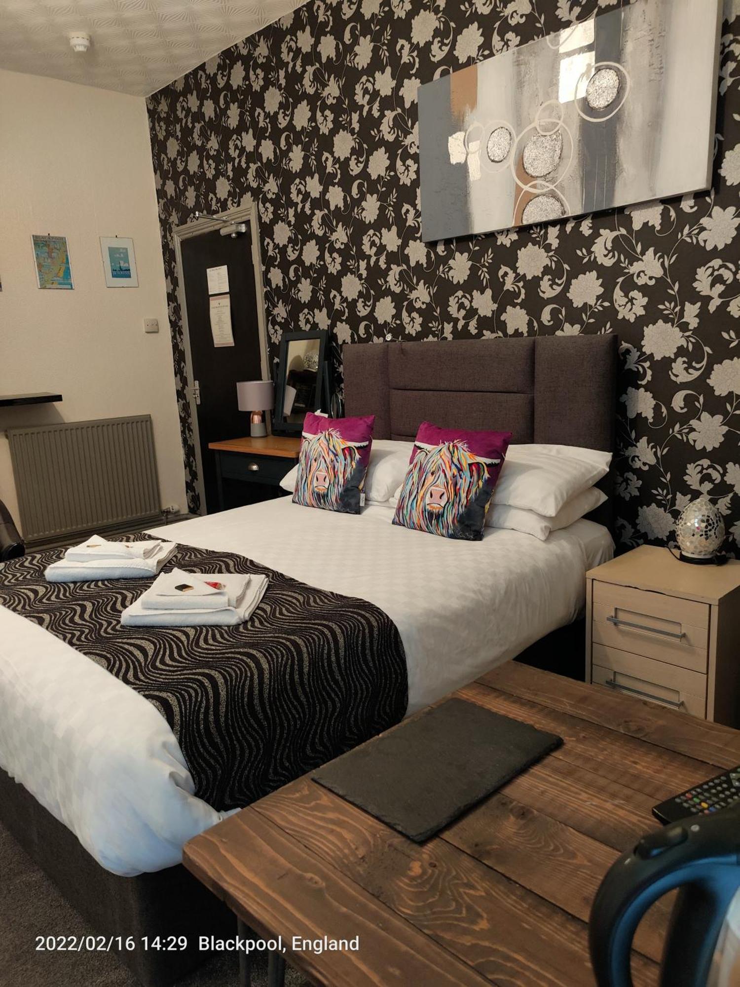 Couette-café Manor House 3*