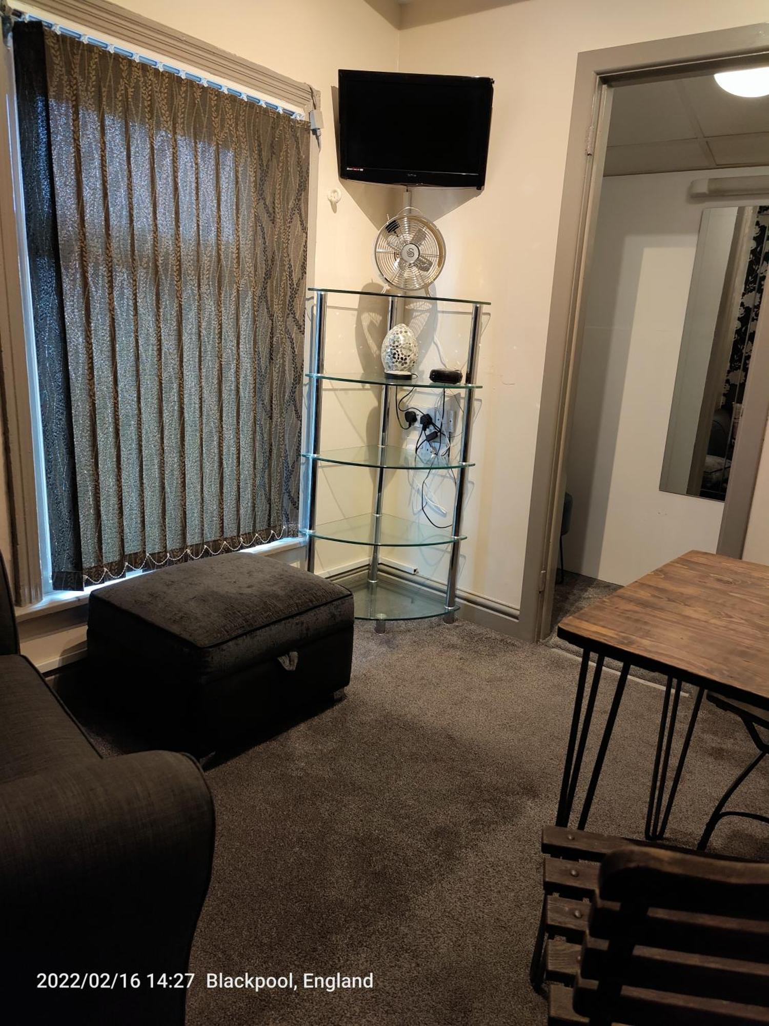 Manor House 3* Blackpool